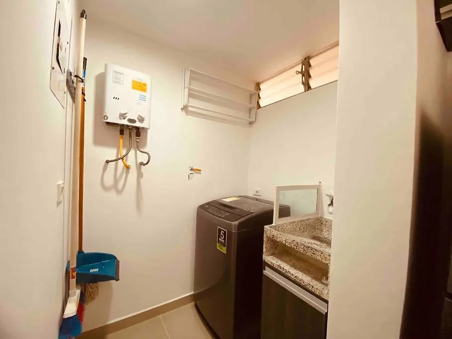 麦德林Poblado, Aire Acondicionado, Piscina, Vista, Gym公寓 0*, 麦德林