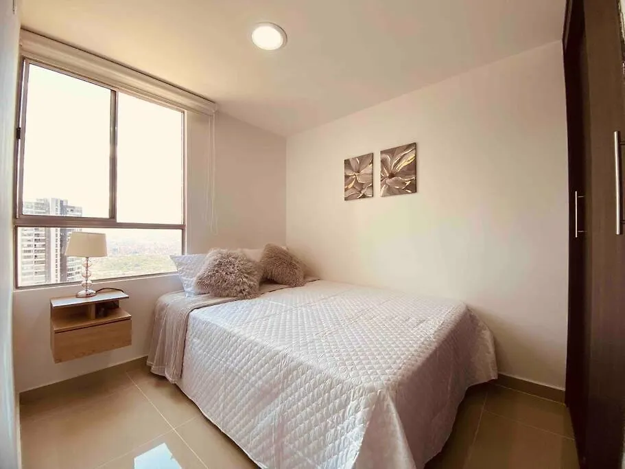 麦德林Poblado, Aire Acondicionado, Piscina, Vista, Gym公寓 0*, 麦德林 哥伦比亚